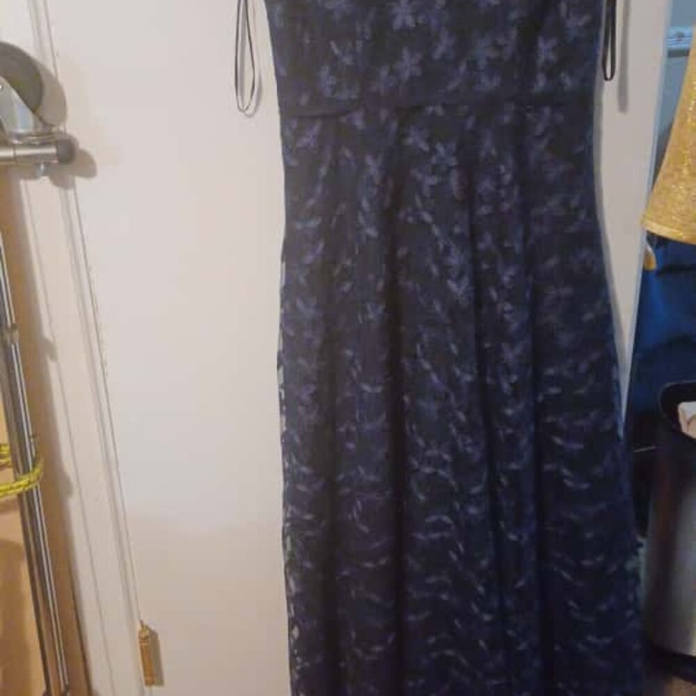 Karl Lagerfeld Size 12 Formal Bridal Party Dress